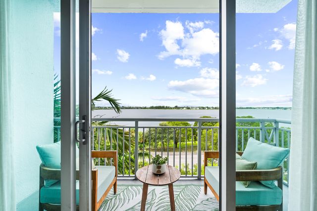 300 S Australian Avenue Unit 425, West Palm Beach, FL 33401