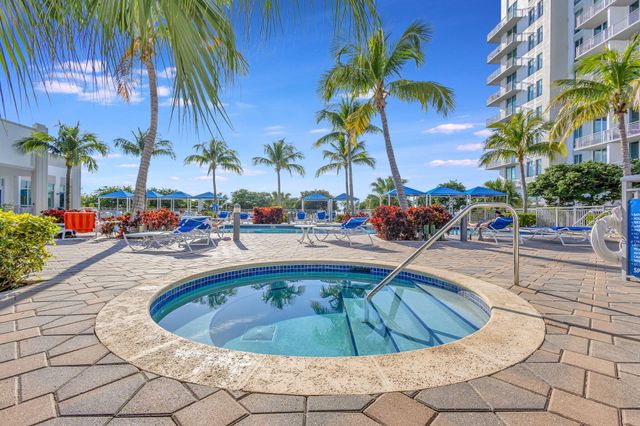 300 S Australian Avenue Unit 425, West Palm Beach, FL 33401