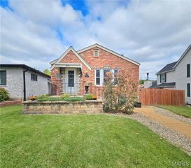 6625 Hancock Avenue, St Louis, MO 63139