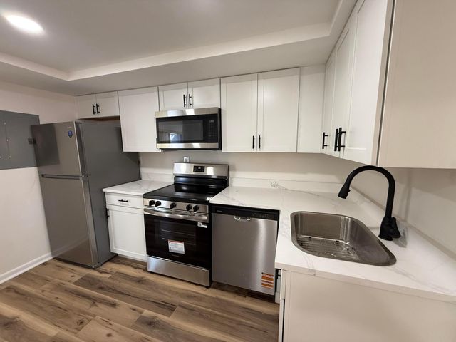 1534 SE 15TH Street 8, Fort Lauderdale, FL 33316