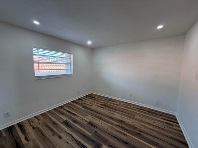 1534 SE 15TH Street 8, Fort Lauderdale, FL 33316