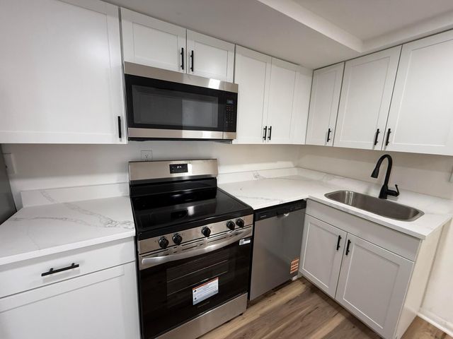 1534 SE 15TH Street 8, Fort Lauderdale, FL 33316