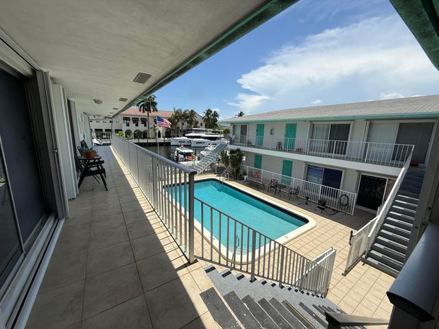 1534 SE 15TH Street 8, Fort Lauderdale, FL 33316