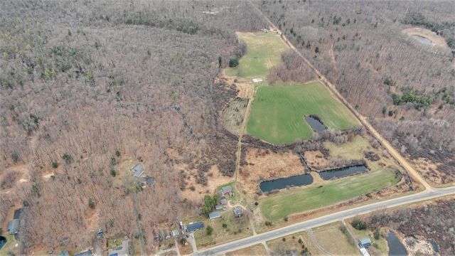 5233 124th Avenue, Fennville, MI 49408