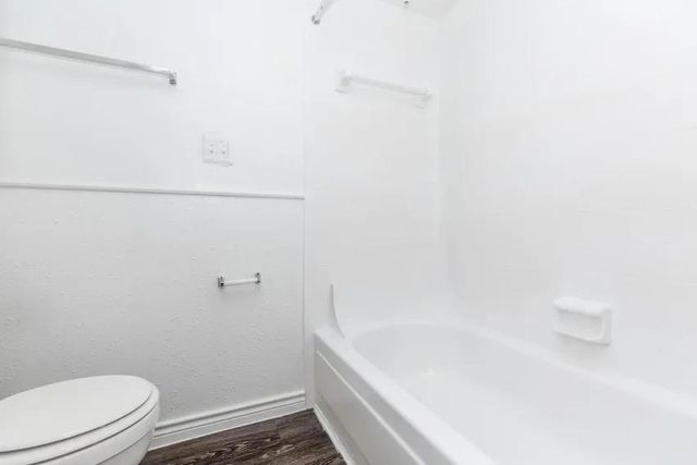 4400 Memorial Drive 32-2231, Houston, TX 77007