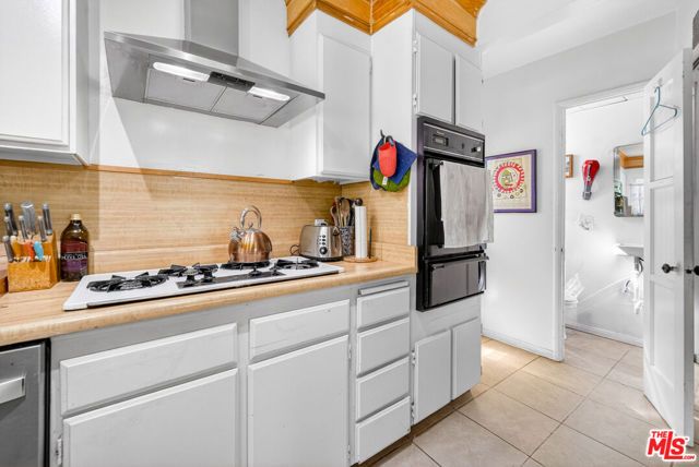 2563 Walnut Avenue, Venice (los Angeles), CA 90291