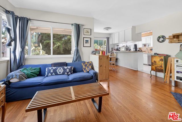 2563 Walnut Avenue, Venice (los Angeles), CA 90291