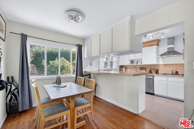 2563 Walnut Avenue, Venice (los Angeles), CA 90291