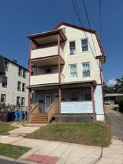 144 West Street, New Britain, CT 06051