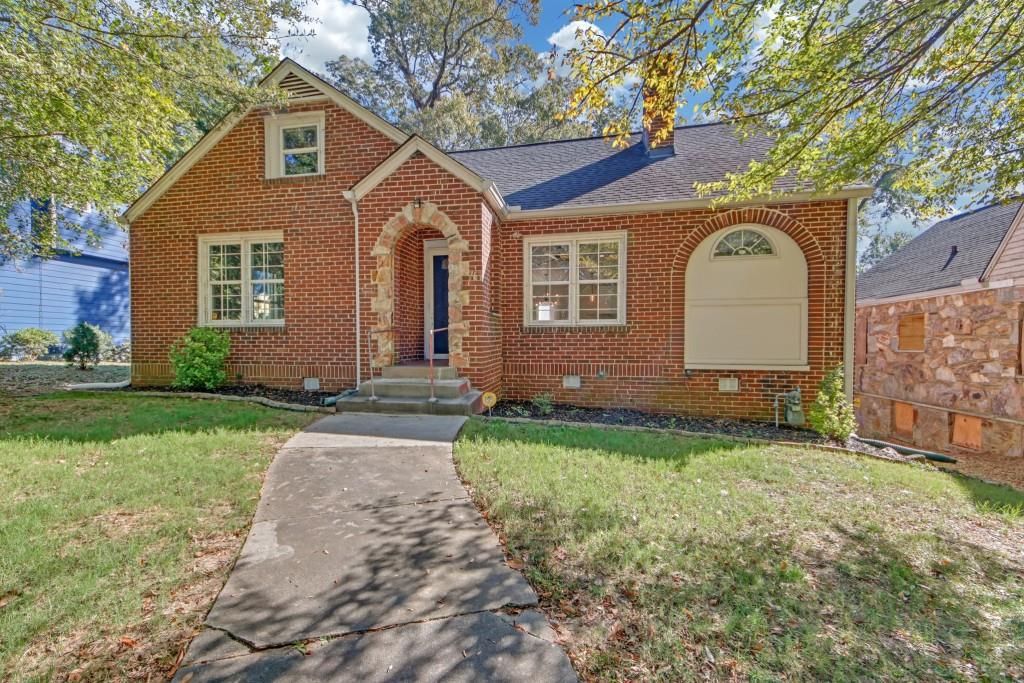 767 N Elizabeth NW Place, Atlanta, GA 30318