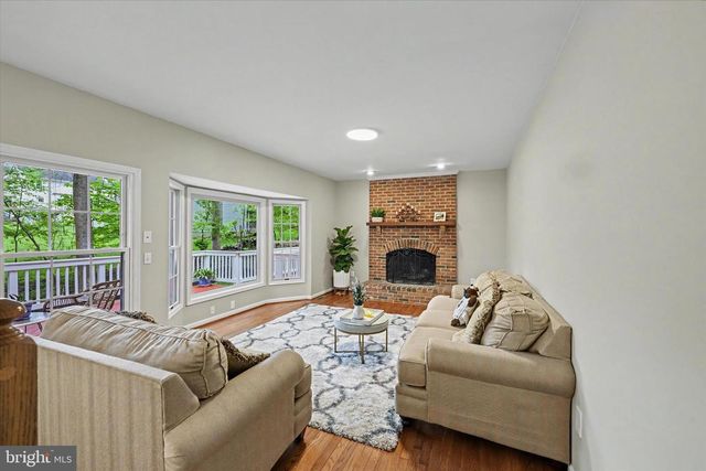 8033 CREST RD, Laurel, MD 20723