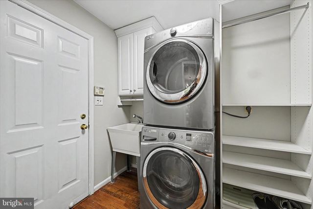 8033 CREST RD, Laurel, MD 20723