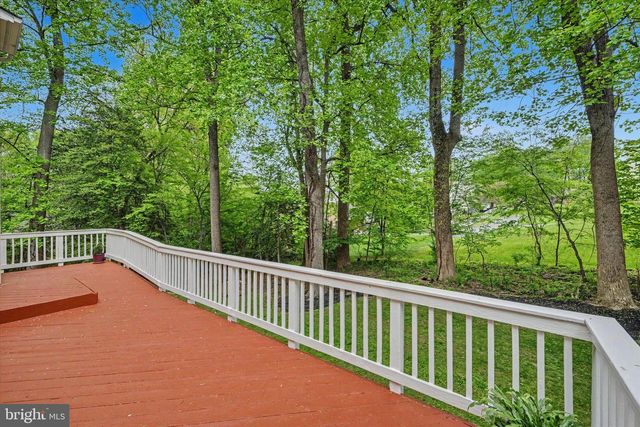 8033 CREST RD, Laurel, MD 20723