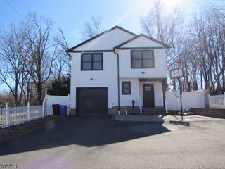 151 Kiel Ave, Butler Boro, NJ 07405