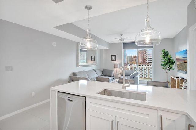 315 NE 3rd Avenue 1004, Fort Lauderdale, FL 33301