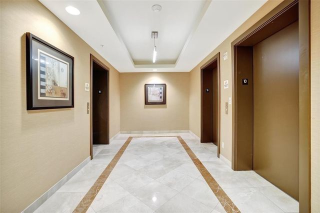 315 NE 3rd Avenue 1004, Fort Lauderdale, FL 33301