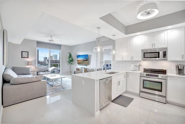 315 NE 3rd Avenue 1004, Fort Lauderdale, FL 33301