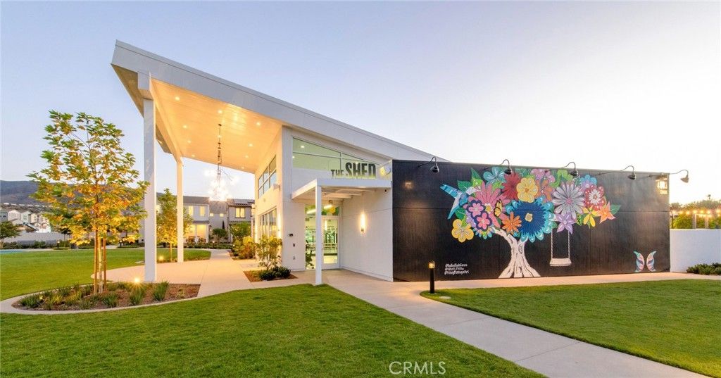 Image 23 of property listing at 4078 Summer Way, Corona, CA 92883