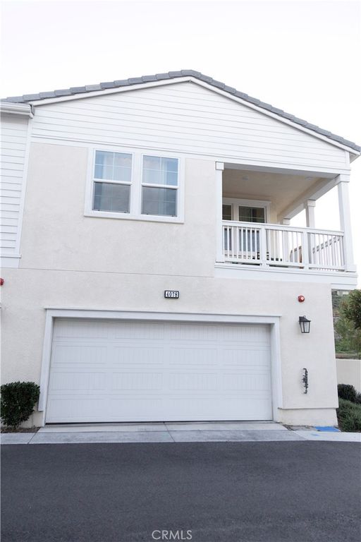 Image 5 of property listing at 4078 Summer Way, Corona, CA 92883