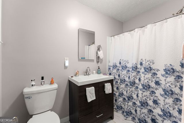 200 Abbotts Mill Drive, Johns Creek, GA 30097