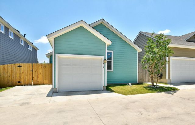 524 Ferrule DR, Kyle, TX 78640