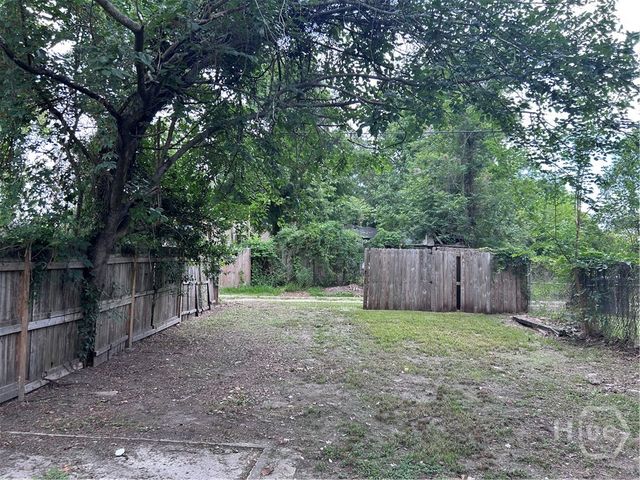 1410 New Castle Street, Savannah, GA 31415