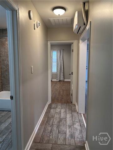 1410 New Castle Street, Savannah, GA 31415