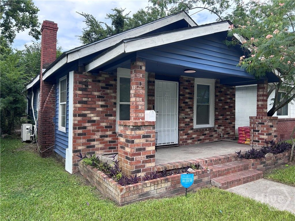 1410 New Castle Street, Savannah, GA 31415