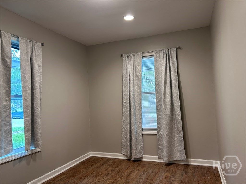 Image 11 of property listing at 1410 New Castle Street, Savannah, GA 31415