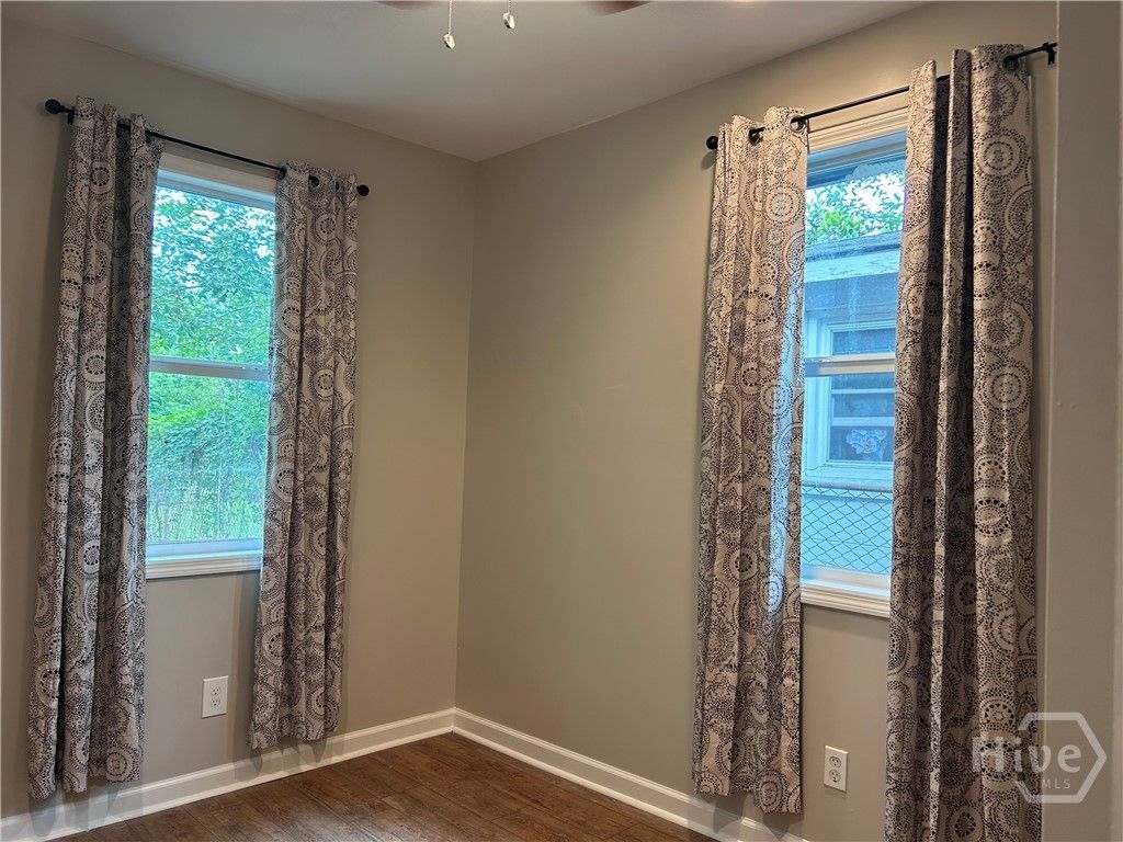 Image 15 of property listing at 1410 New Castle Street, Savannah, GA 31415