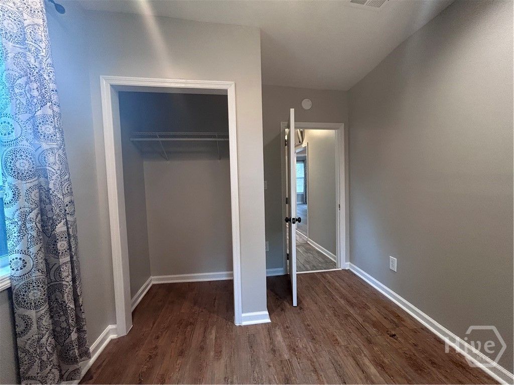 Image 16 of property listing at 1410 New Castle Street, Savannah, GA 31415