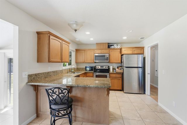 1148 35th Ave, Sacramento, CA 95822
