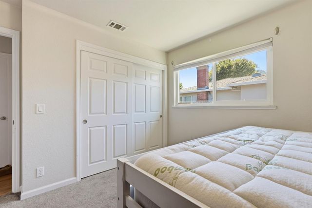 1148 35th Ave, Sacramento, CA 95822
