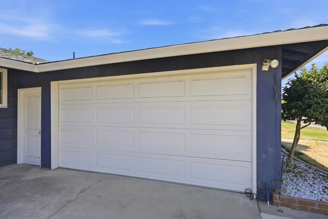 1148 35th Ave, Sacramento, CA 95822