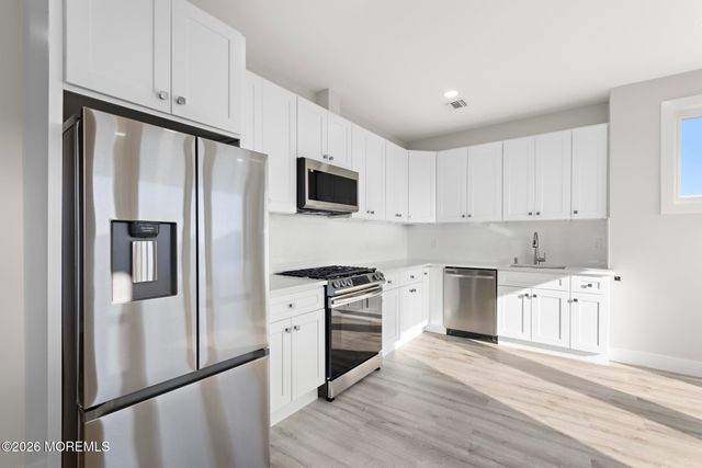 233 Dupont Avenue 2, Seaside Heights, NJ 08751