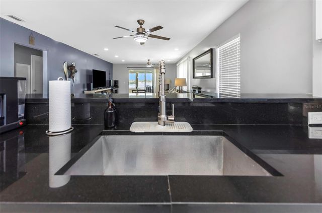 1819 SHORE DRIVE S 318, South Pasadena, FL 33707