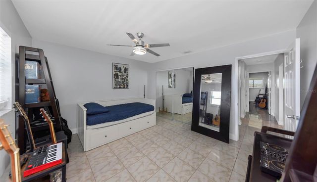 1819 SHORE DRIVE S 318, South Pasadena, FL 33707