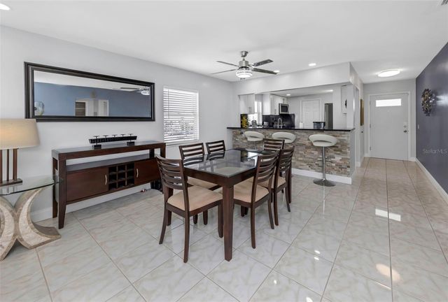 1819 SHORE DRIVE S 318, South Pasadena, FL 33707