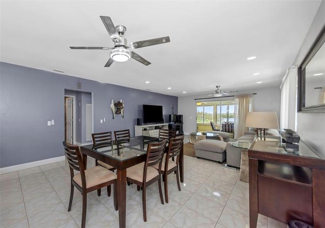 1819 SHORE DRIVE S 318, South Pasadena, FL 33707