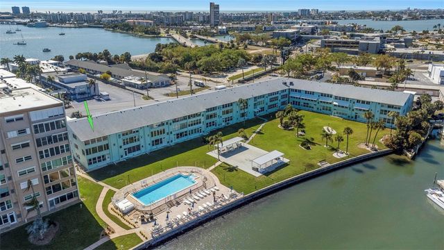 1819 SHORE DRIVE S 318, South Pasadena, FL 33707