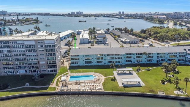 1819 SHORE DRIVE S 318, South Pasadena, FL 33707