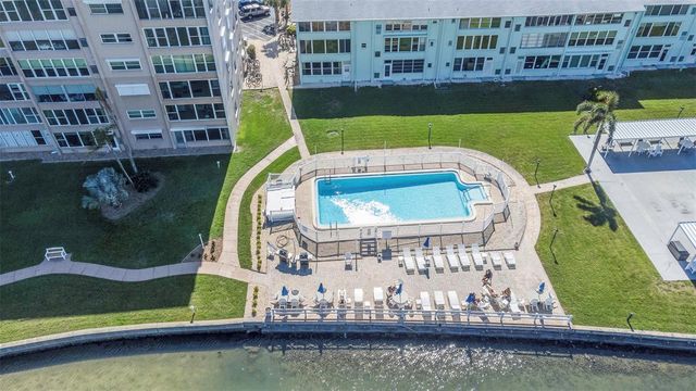 1819 SHORE DRIVE S 318, South Pasadena, FL 33707