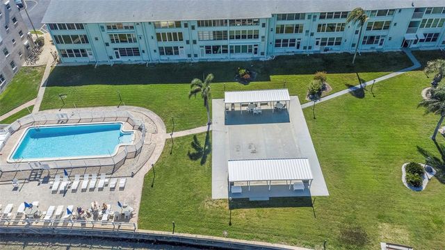 1819 SHORE DRIVE S 318, South Pasadena, FL 33707