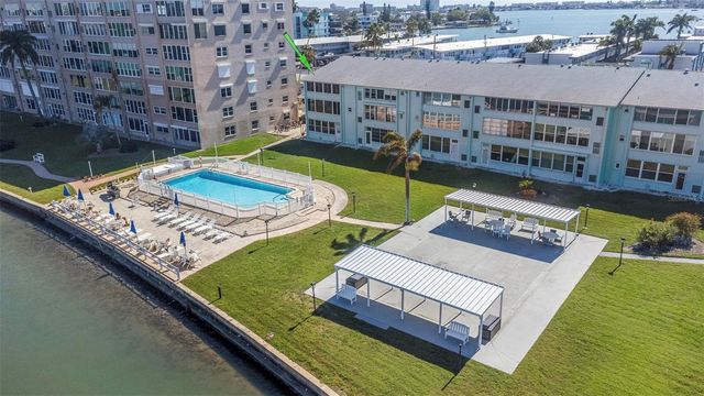 1819 SHORE DRIVE S 318, South Pasadena, FL 33707