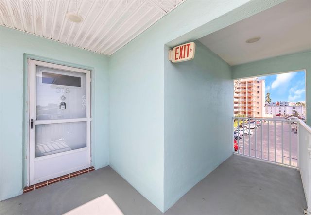 1819 SHORE DRIVE S 318, South Pasadena, FL 33707