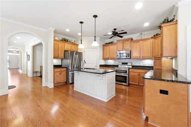 235 Somerset Circle, Woodstock, GA 30189