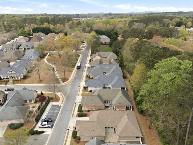 235 Somerset Circle, Woodstock, GA 30189