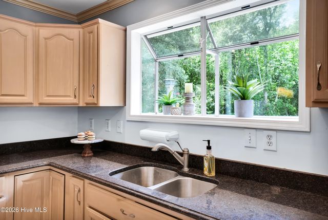 7004 Poplar Knoll Court, Wilmington, NC 28409