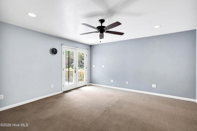 7004 Poplar Knoll Court, Wilmington, NC 28409