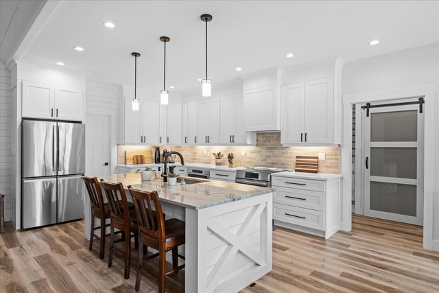 318 Freedom Way, Chatsworth, GA 30705